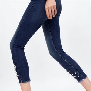 Pearl embroidered ankle skinny jeans